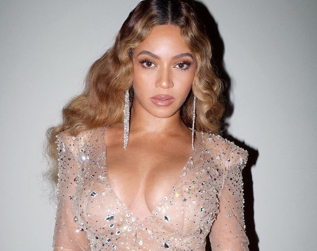 Beyoncé wears Galia Lahav at the Oscars Gold Party!