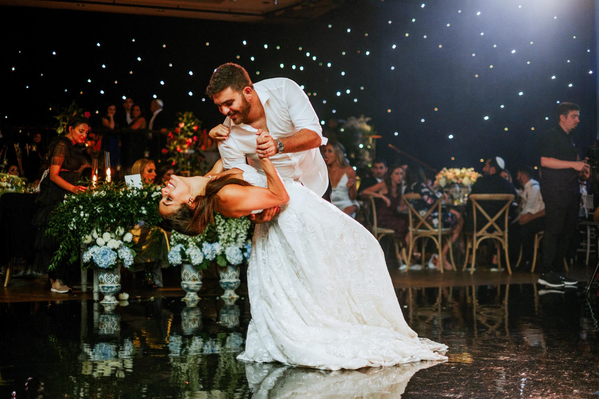 The Perfect Country Wedding Song For Your First Dance
