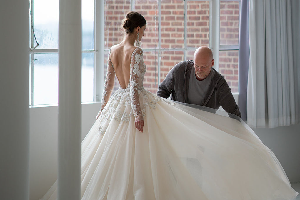 What to Expect at Your First Wedding Dress Fitting