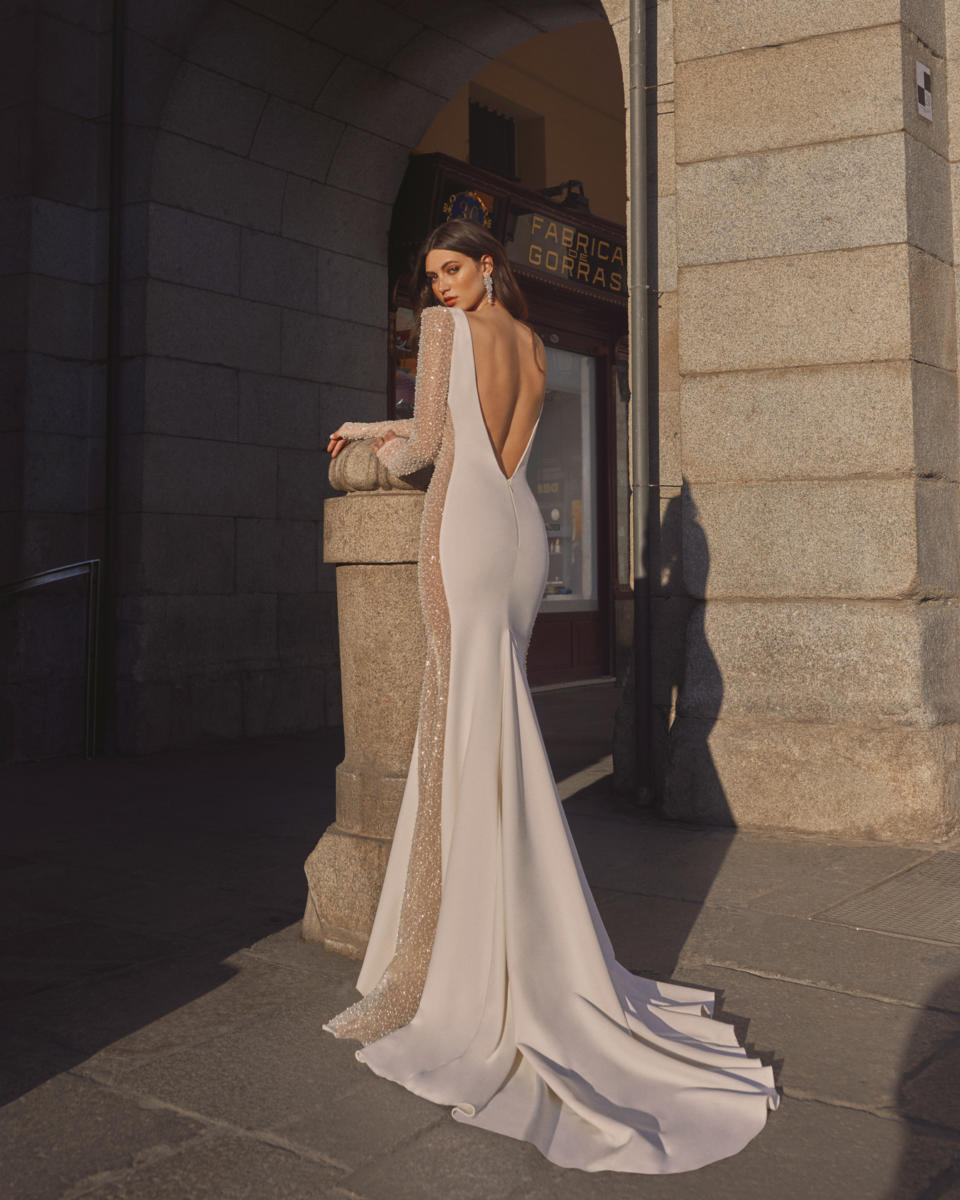 The Gemini Season Wedding Dress Guide