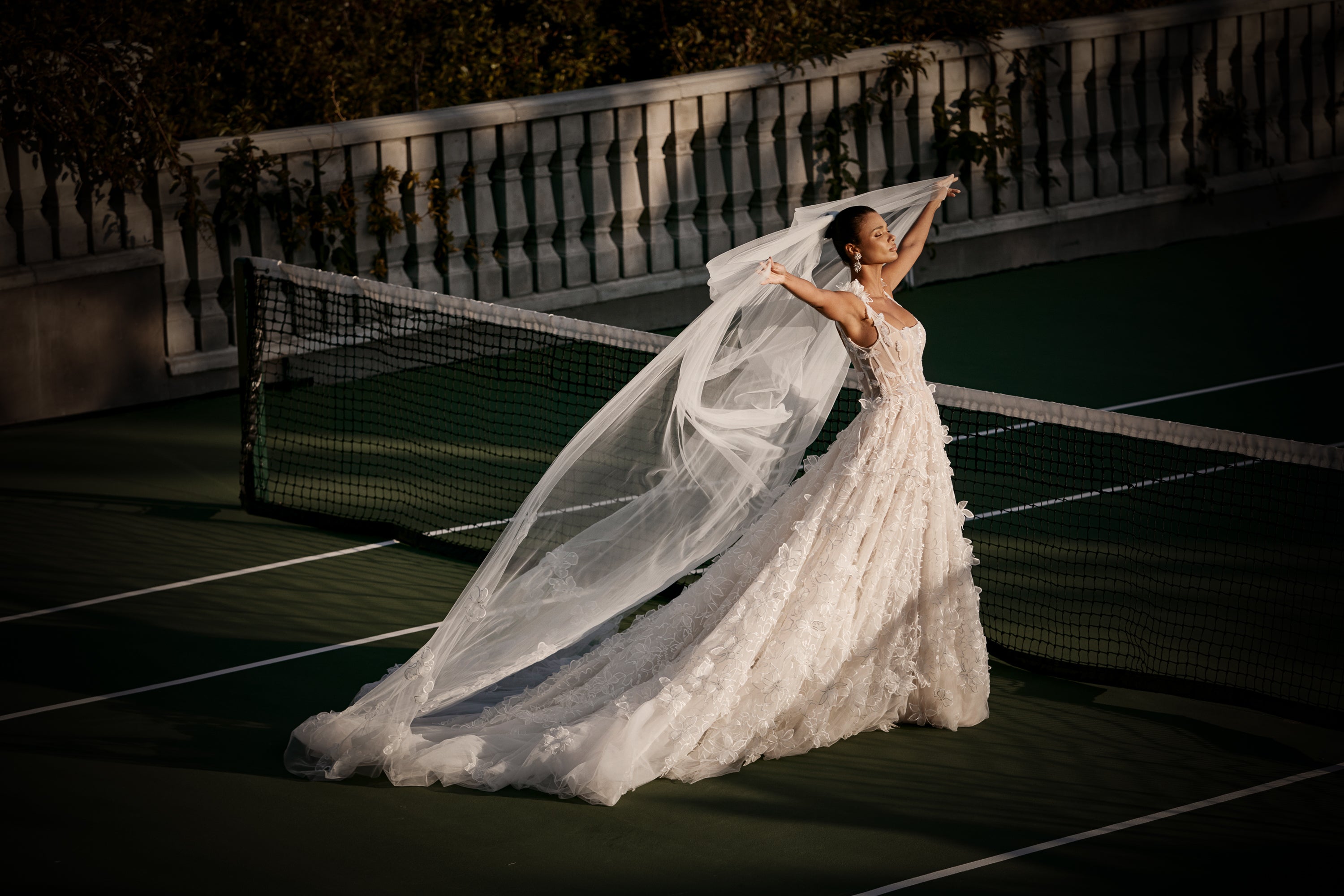 How to Dress Like a Gemini on Your Wedding Day