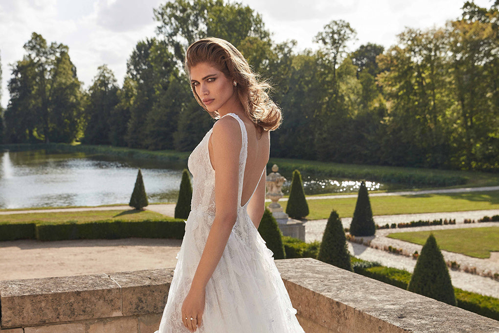 The Best Bridal Gowns For a Garden Wedding