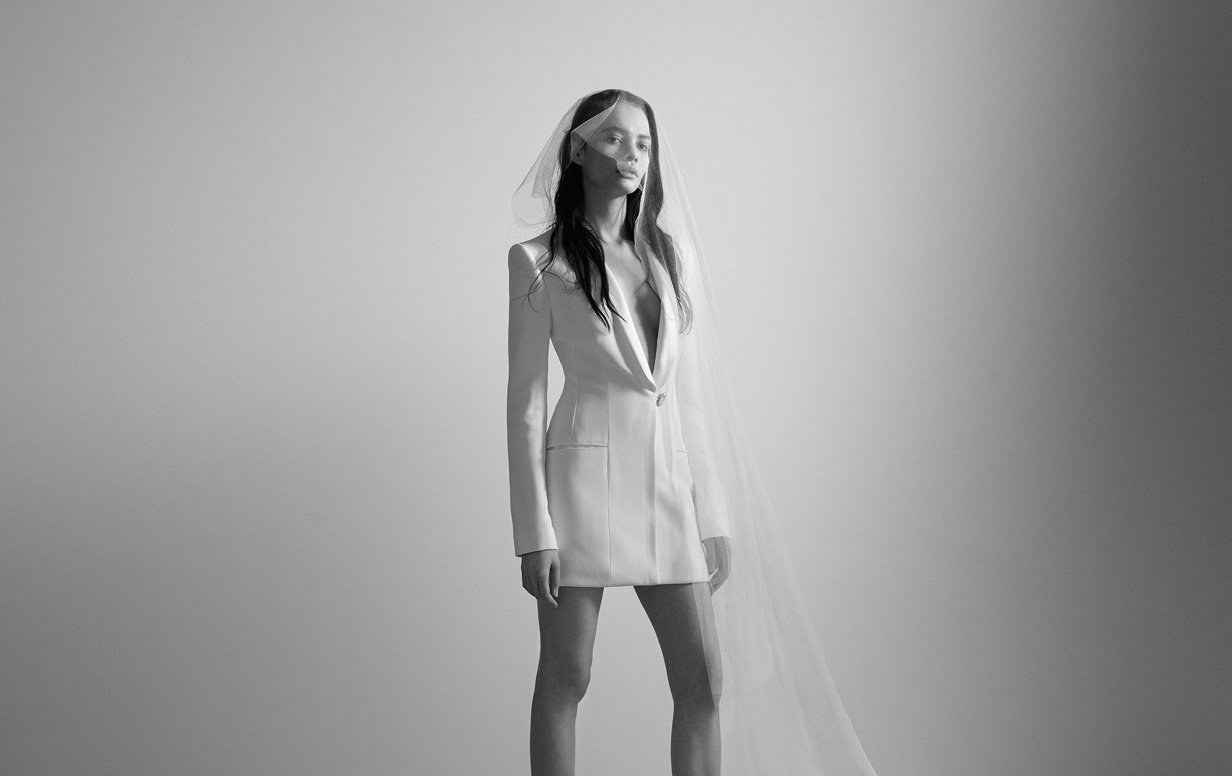 10 Outfit Ideas For Your Courthouse Wedding