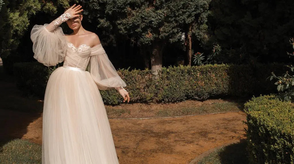 The Best Wedding Hairstyles to Style With Our Favorite Gowns! The Best Wedding Hairstyles to Style With Our Favorite Gowns!