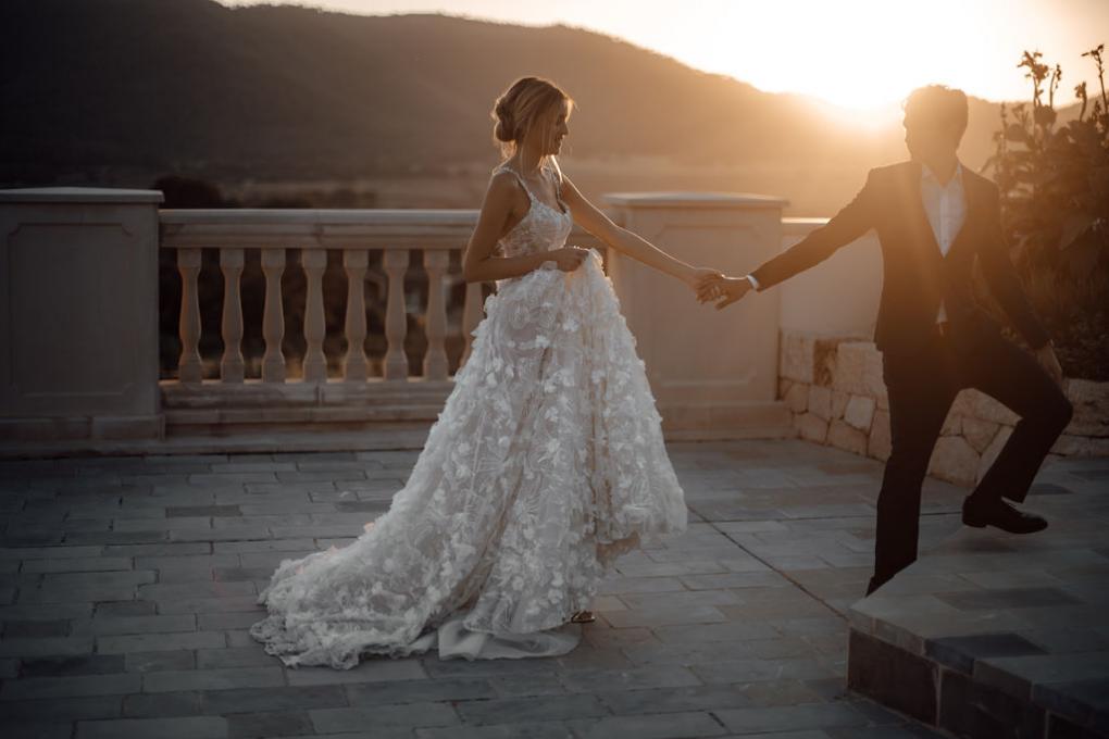 The Sisters of Tali Photography Reveal the Secret to Their Spellbinding Wedding Photos