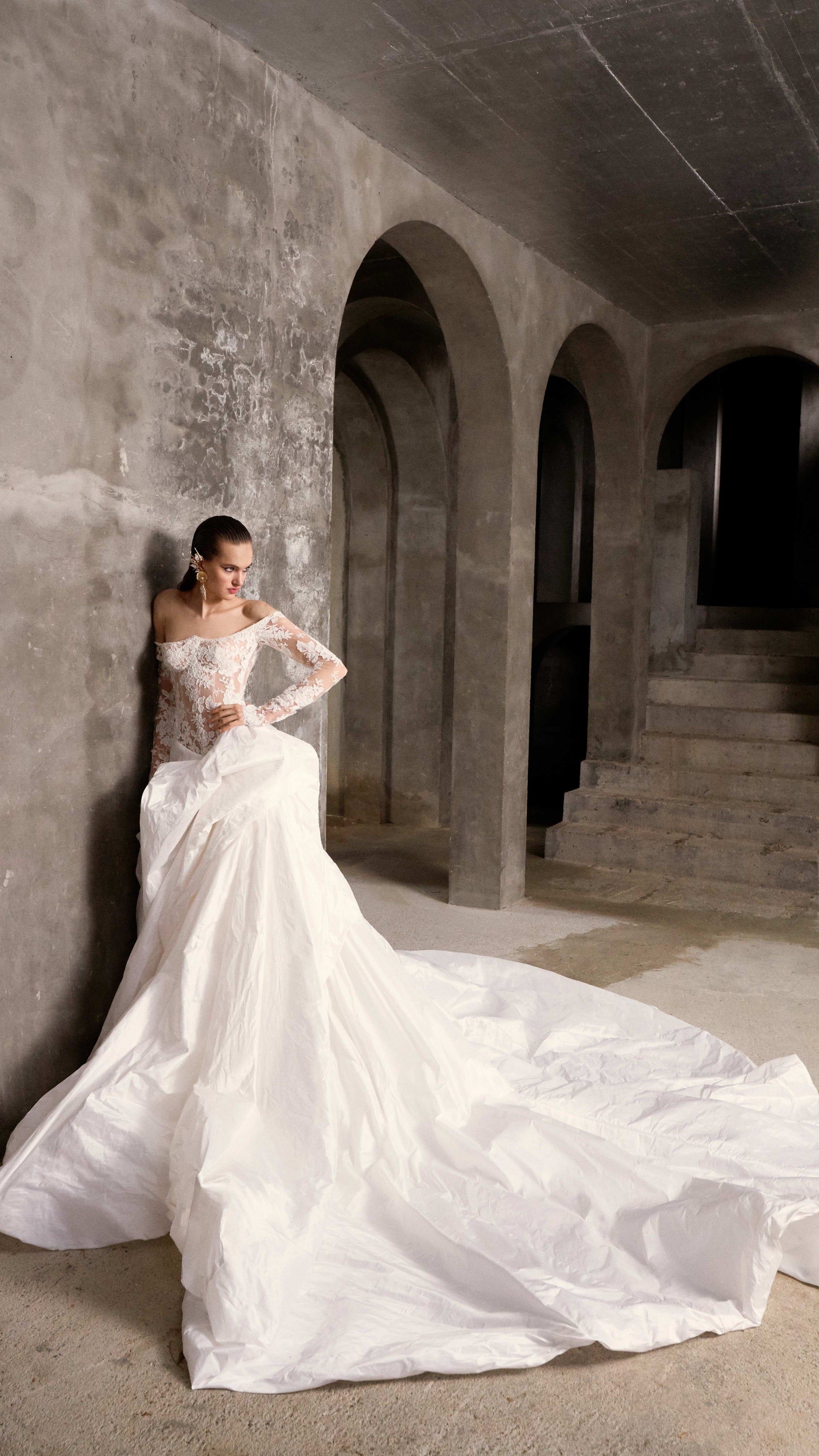 Luxury Bridal Gowns \u0026 Couture Wedding Dresses, image size:2048x3641