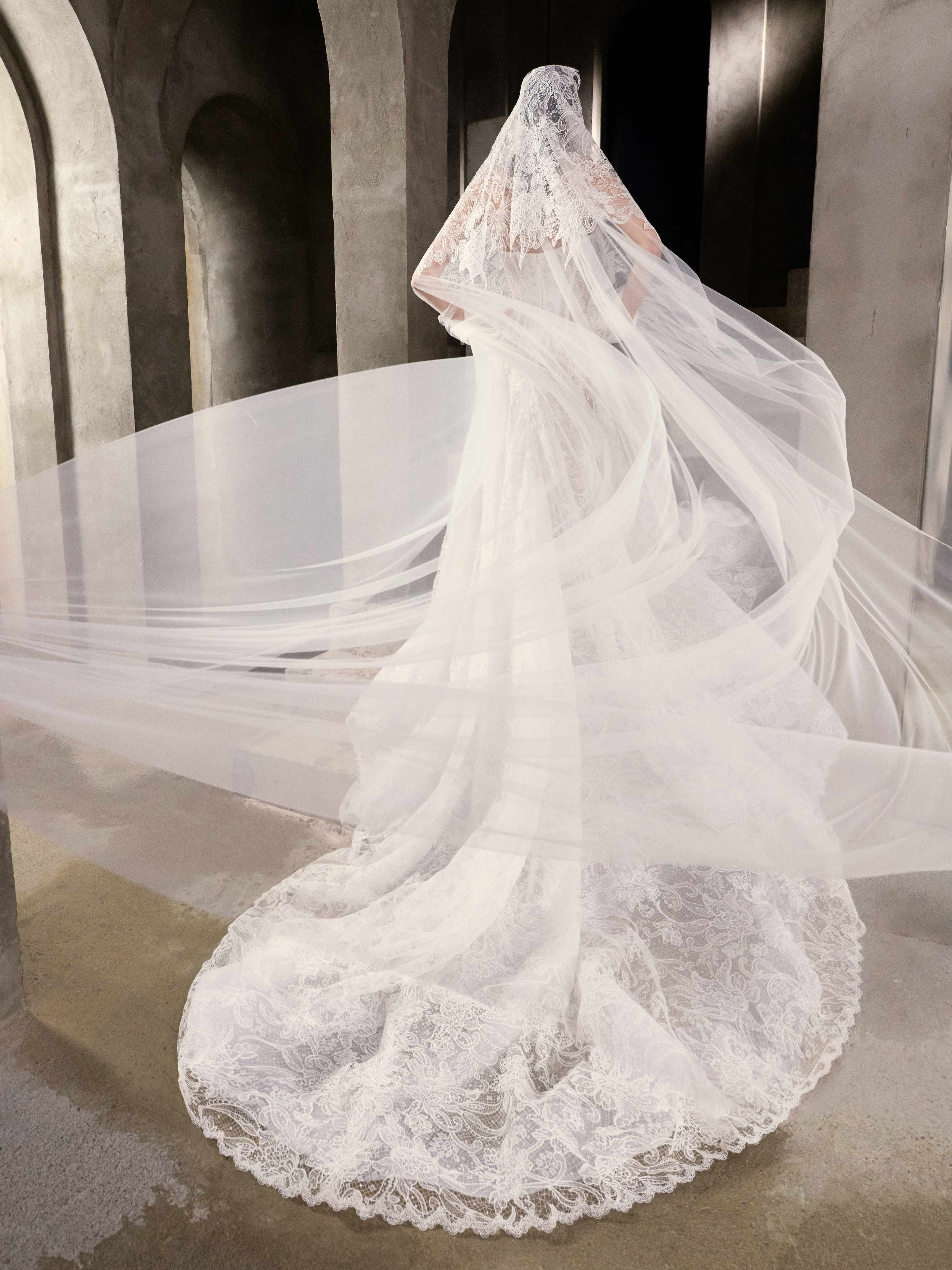 Belladonna Veil - Galia Lahav