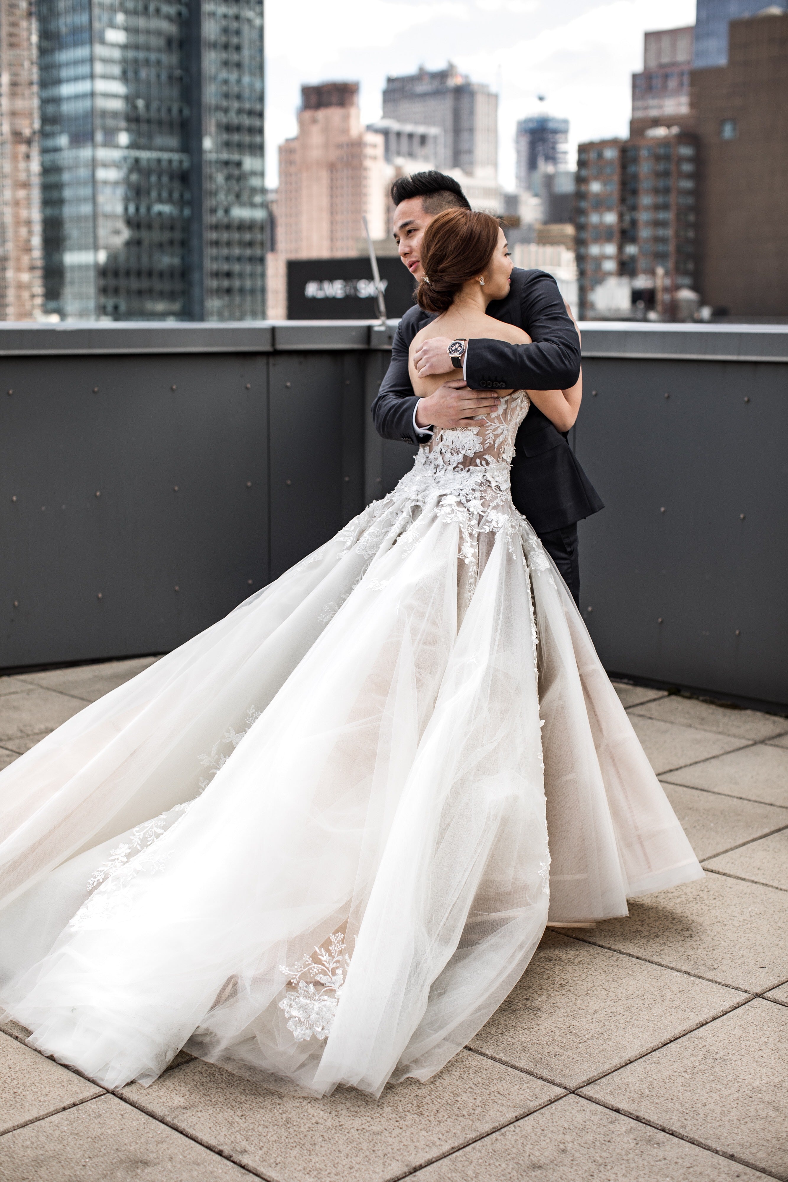 Olivia Li in Galia Lahav Alma