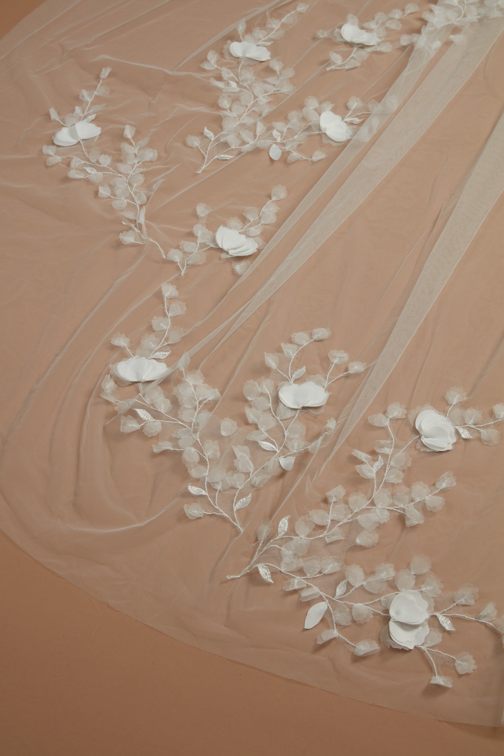 Ricky Veil - Galia Lahav