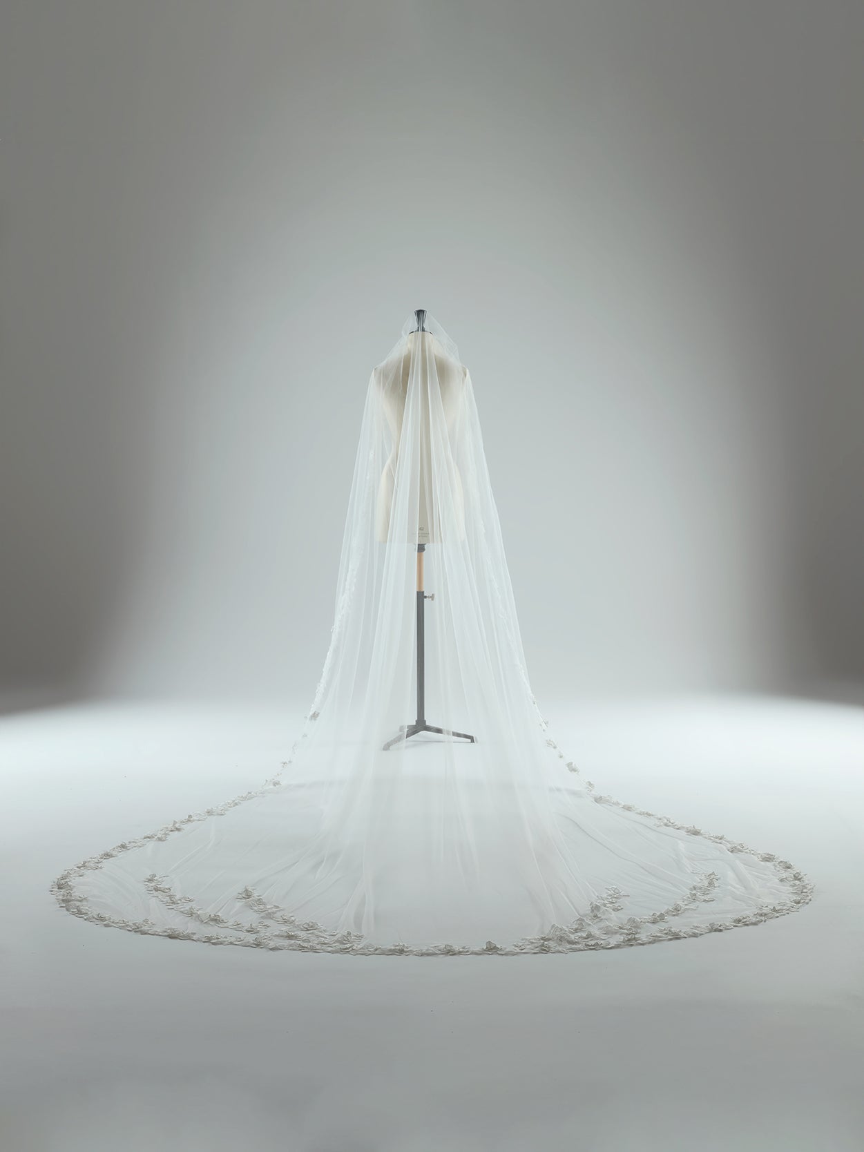 Petal Veil - Galia Lahav