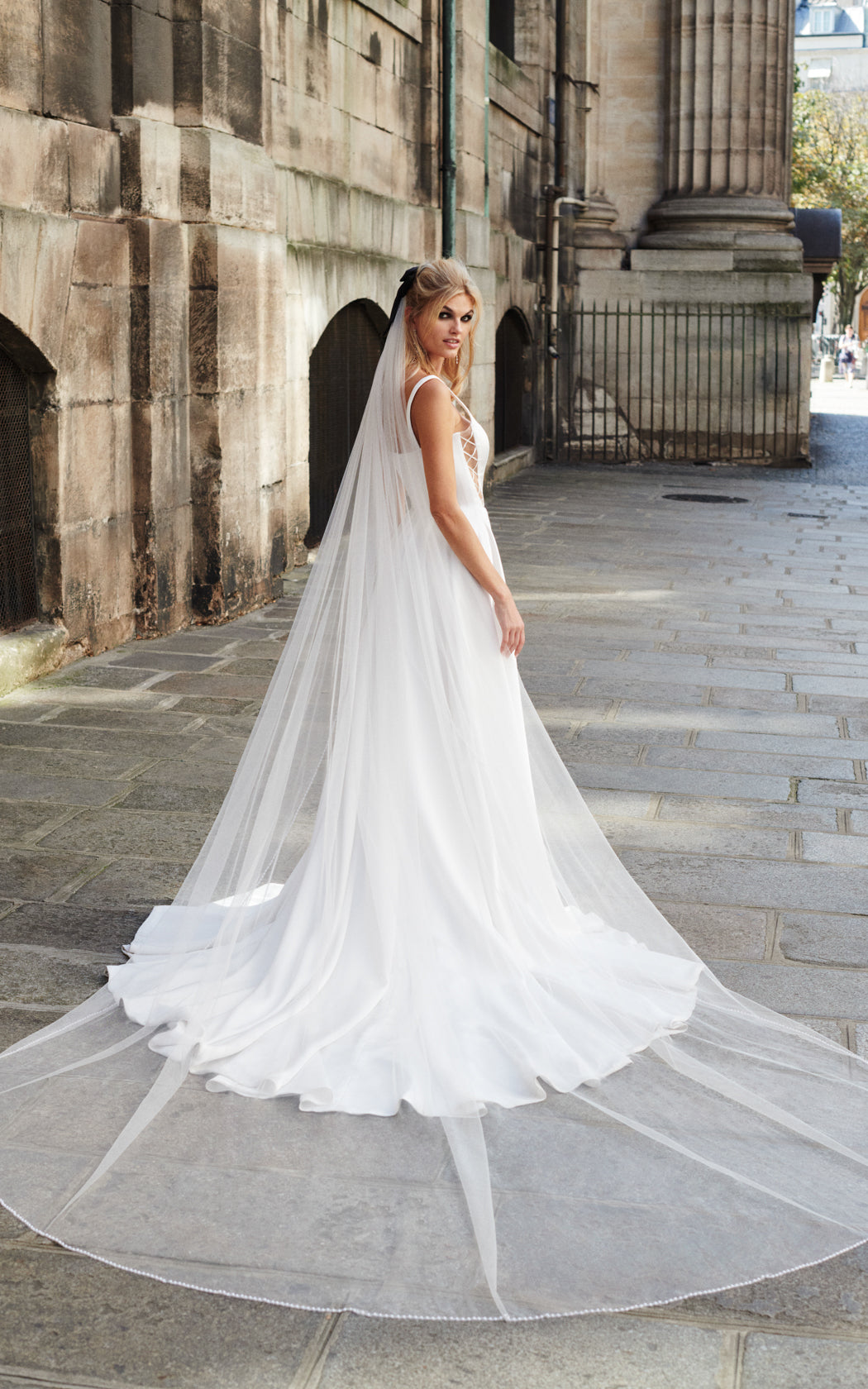 Tulip Veil