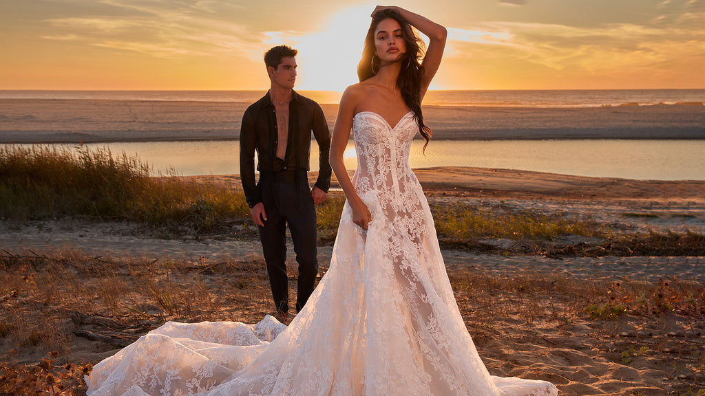 2025 beach wedding dresses Galia Lahav Reveals Size:12 Long (ADD +$25) (Over 6' tall) simple low back wedding peice Roberta 90s Red Polka