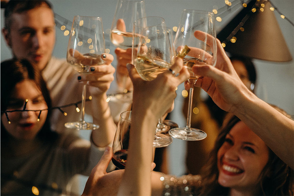 Everything You Need to Know About Setting a Dress Code For Your Big Day