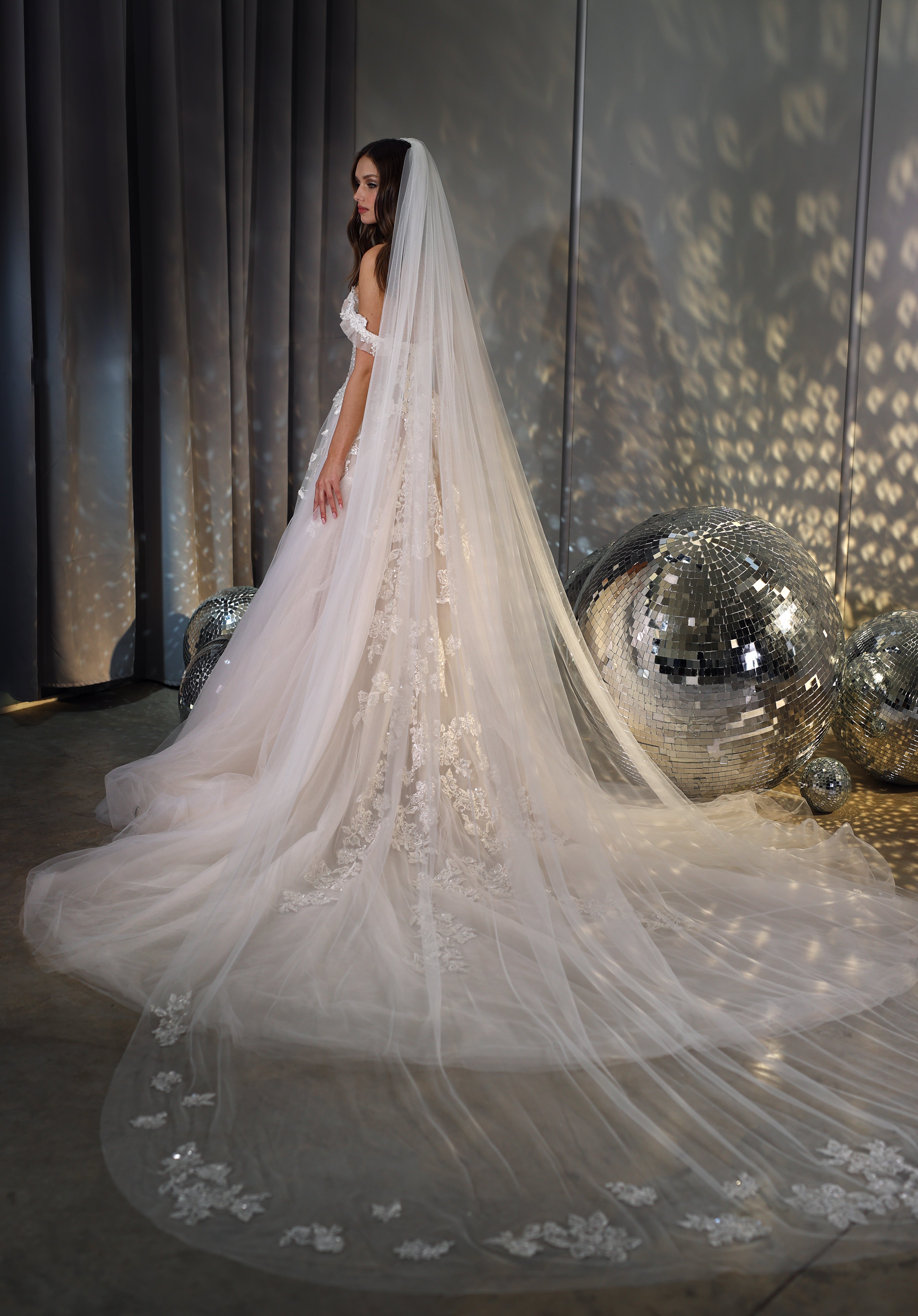Almaz - Galia Lahav
