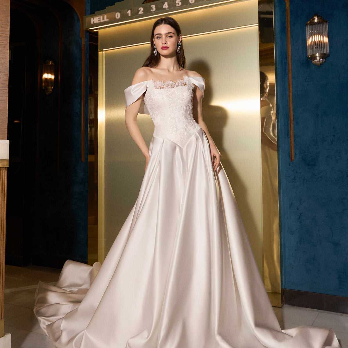 chicago wedding dress shops Aisle Chic Sneak peeks from AnnMarie &