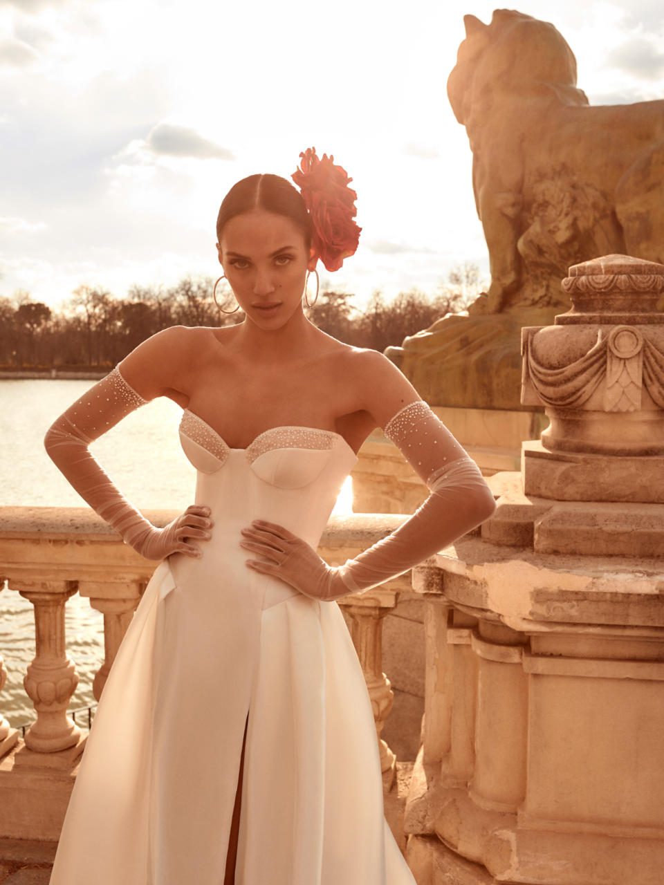 How to Style Opera Gloves, One of 2023's Biggest Bridal Trends How to Style Opera Gloves, One of 2023's Biggest Bridal Trends