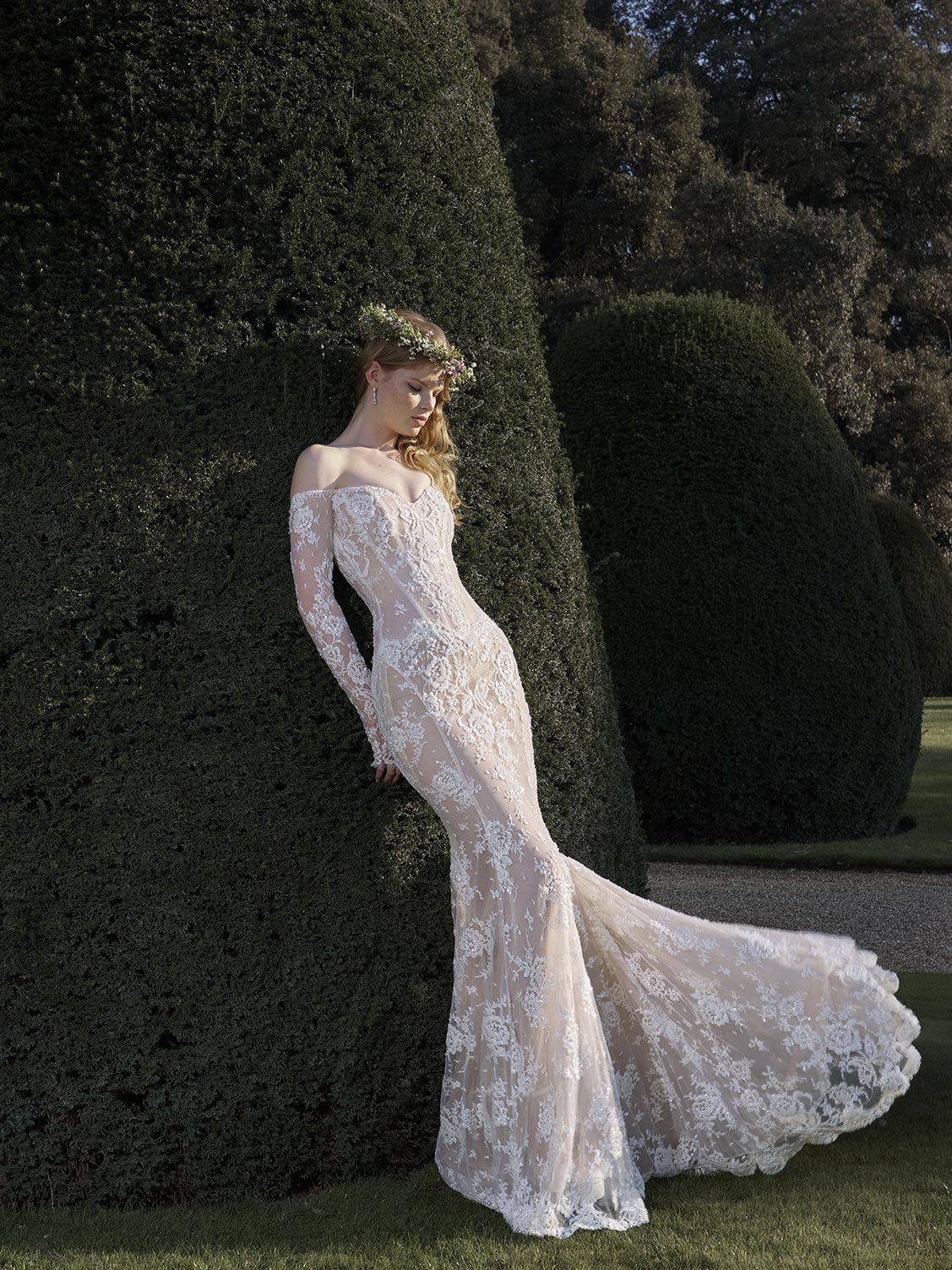 white lace mermaid dress with sleeves Tulle and Crepe